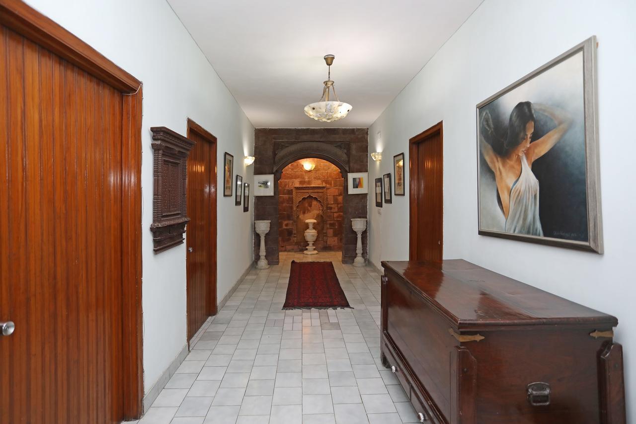Oyo 1427 Hotel Malhar Haveli Нойда Экстерьер фото
