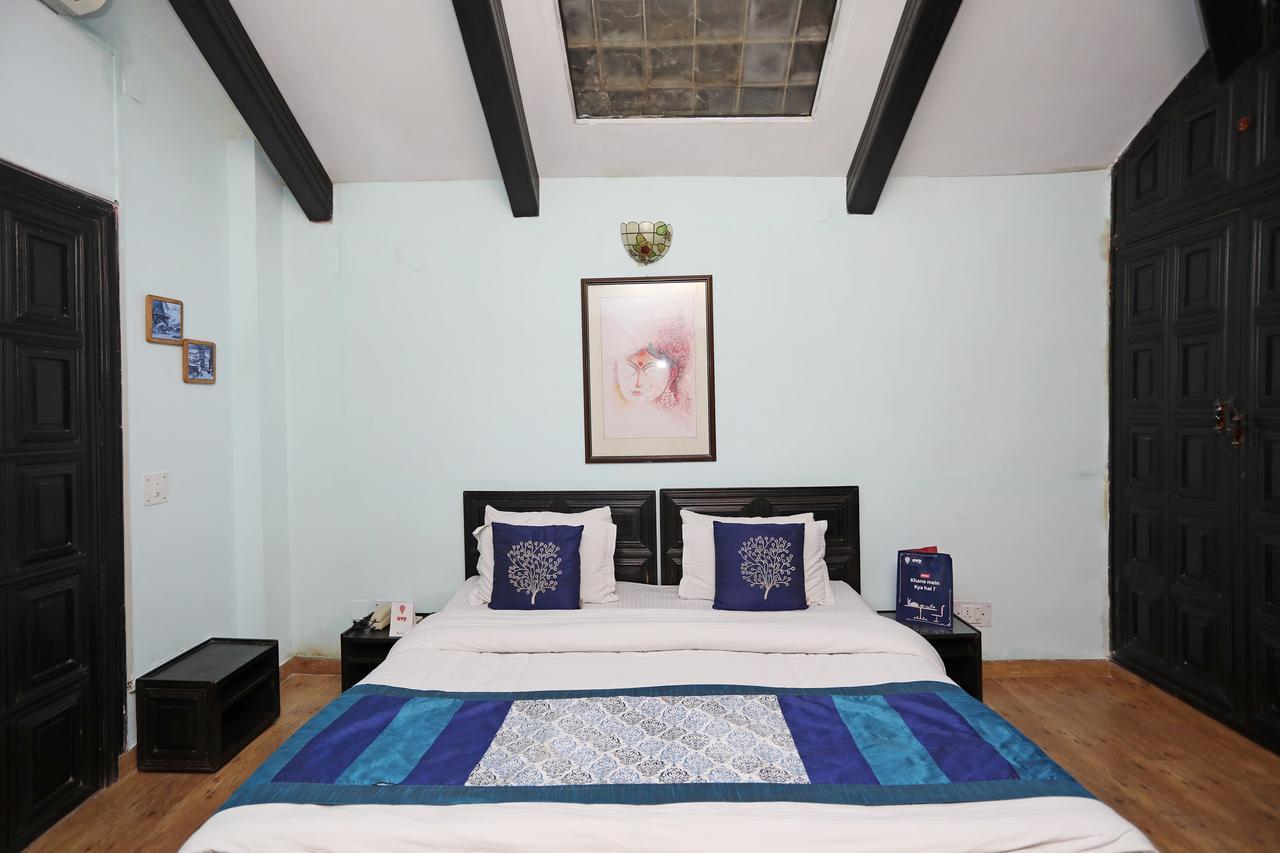 Oyo 1427 Hotel Malhar Haveli Нойда Экстерьер фото